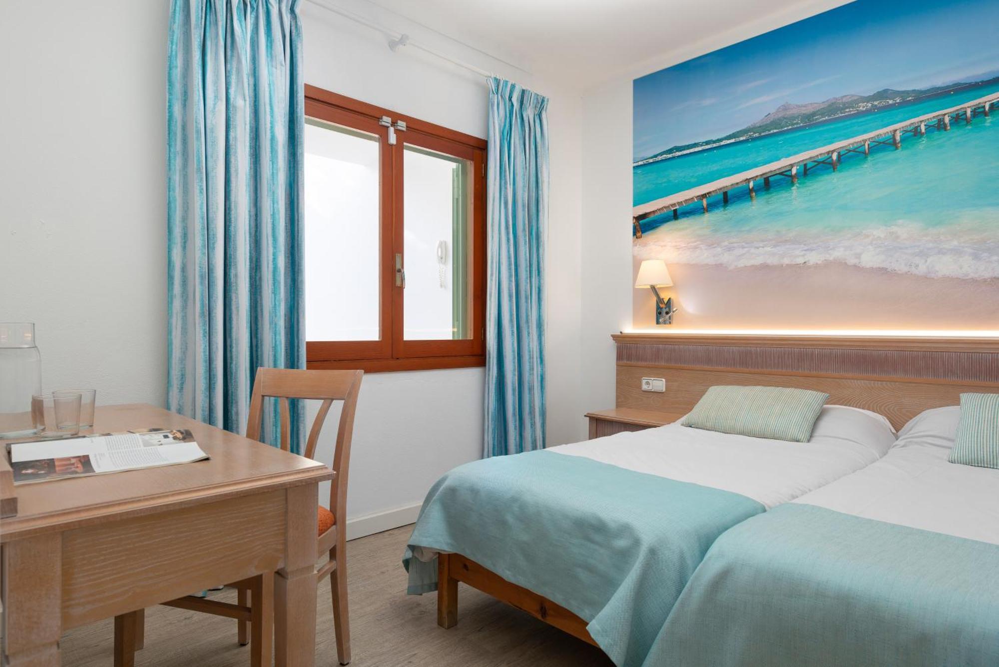 Apartamentos Playa Marina Cala Ferrera  Exterior photo