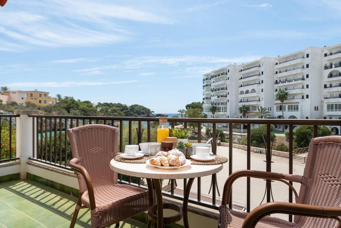 Apartamentos Playa Marina Cala Ferrera  Exterior photo