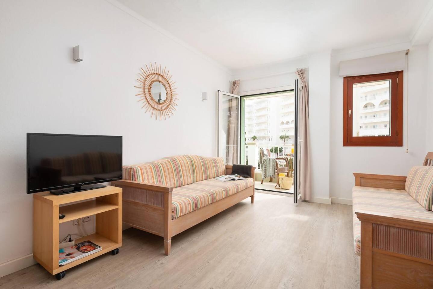 Apartamentos Playa Marina Cala Ferrera  Exterior photo